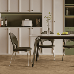 Leisurely Time Dining Table