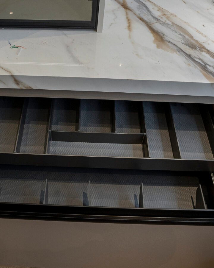 5 Signs Your Wardrobe Joinery Was Done Poorly — and How to Fix It