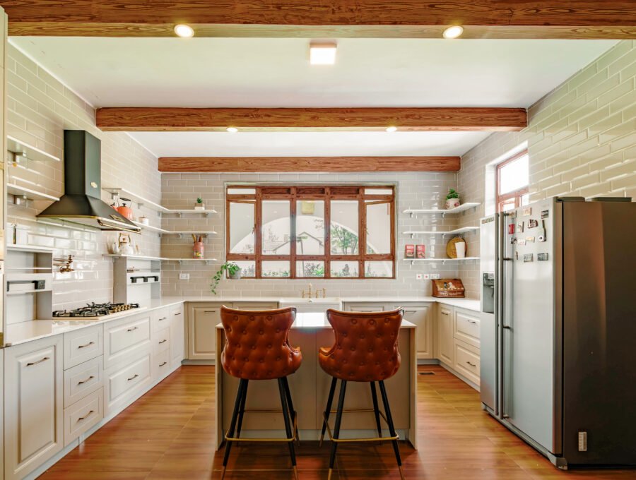 Forest Edge, Karen – Farmhouse Kitchen
